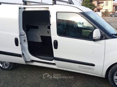 Opel Combo opel combo 1.6dti maxi Bianco usata Santa Giuletta