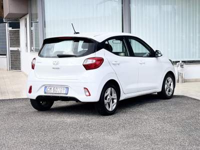 Hyundai i10 1.0 Benzina 67CV E6 Neo - 2022 Bianco usata Roma