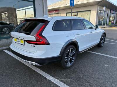 Volvo V90 Cross Country 4X4 Bianco usata Vigliano Biellese
