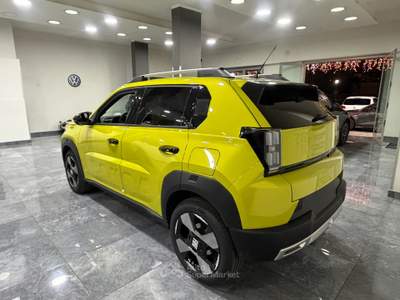 Fiat Grande Panda auto km 0 Giallo usata Curti