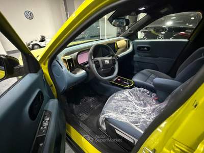 Fiat Grande Panda auto km 0 Giallo usata Curti