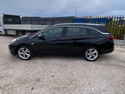 Opel Astra Start&Stop Sports Tourer Business UNICO PROPIETARIO Nero usata Corato