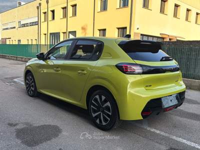Peugeot 208 208 Hybrid 110 e-DCS6 Business Giallo usata Rovigo
