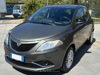 Lancia Ypsilon Ypsilon 1.2 69 CV 5 porte GPL Ecochic Gold Grigio usata SORA
