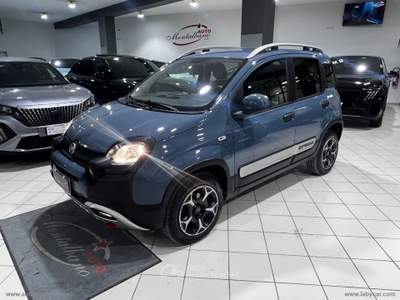 Fiat Panda Panda Cross 0.9 TwinAir T. Natural Power Blu/Azzurro usata Favara