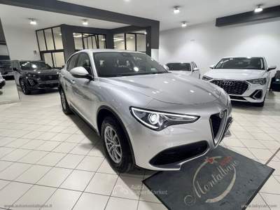 Alfa Romeo Stelvio Stelvio 2.2 T.diesel 190 CV AT8 Q4 Exec. Argento usata Favara