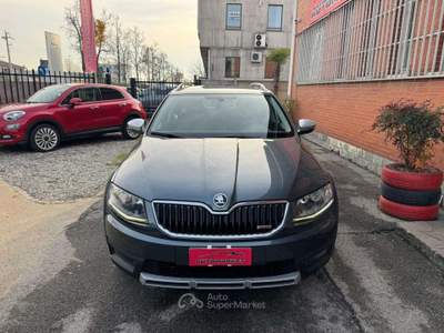 Skoda Octavia Wagon 2.0 tdi Scout 4x4 184cv dsg Grigio usata Cernusco sul Naviglio