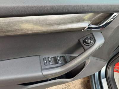 Skoda Octavia Wagon 2.0 tdi Scout 4x4 184cv dsg Grigio usata Cernusco sul Naviglio
