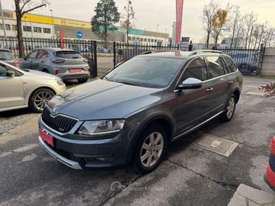 Skoda Octavia Wagon 2.0 tdi Scout 4x4 184cv dsg Grigio usata Cernusco sul Naviglio