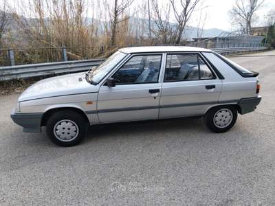 Renault 11 Renault 11 1.2 Argento usata TERAMO
