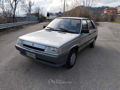 Renault 11 Renault 11 1.2 Argento usata TERAMO