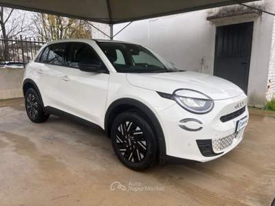 Fiat 600 Hybrid 100 CV DCT MHEV AUTOMATICA DA PROVARE Bianco usata Pavia