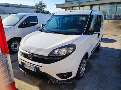 Fiat Doblò Doblò 1.6 MJT 120CV S&S PC Combi N1 Lounge Bianco usata MONTE URANO