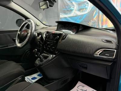 Lancia Ypsilon 0.9 Ben/Metano 84 cv Elefantino 12/2013 Blu/Azzurro usata Teverola