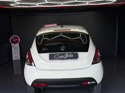 Lancia Ypsilon Gold 12/2020 Bianco usata Teverola