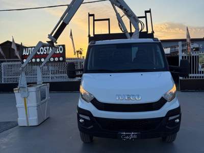 Iveco Daily 70C17 GRU + CESTELLO RIBALTABILE Bianco usata Teverola