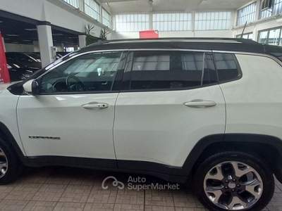 Jeep Compass 2.0 Multijet 170 cv aut. 4WD Limited Bianco usata Torino