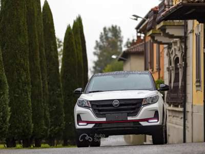 Cirelli 2 1.5 Bi-Fuel Gpl Plus CVT Nero usata Genova