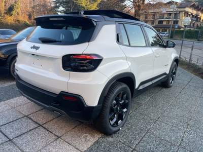 Jeep Avenger 1.2Turbo 145CV MHEV 4xe Upland+TETTO+INFO&CONV.PAC Bianco usata Arsago Seprio