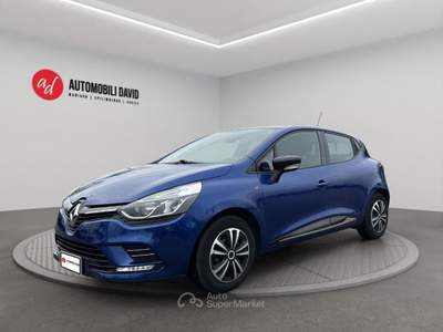 Renault Clio TCe 12V 90 CV GPL 5 porte Moschino Zen Blu/Azzurro usata Maniago