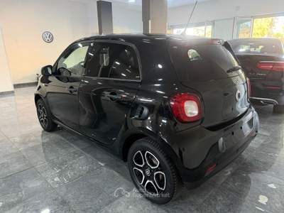 Smart ForFour auto in ottime condizione Nero usata Curti