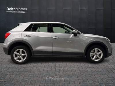Audi Q2  -  35 tdi quattro s tronic business Argento usata Montecosaro