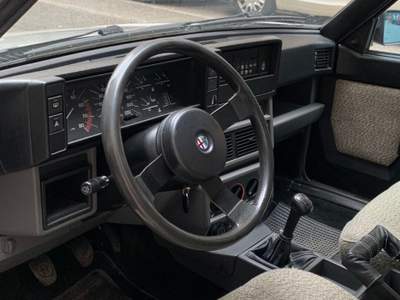 Alfa Romeo 75 **ISCRITTA ASI** Grigio usata Bari