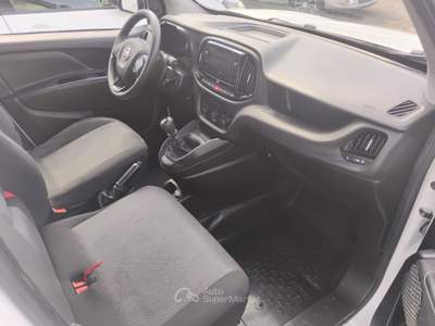 Fiat Doblò cargo 1.6 DIESEL Lounge S&amp;S.3 POSTI Bianco usata San Nicolò