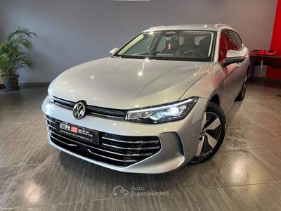 Volkswagen Passat SCR DSG Grigio usata Angri