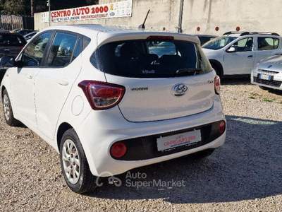 Hyundai i10 1.0 LPGI Econext Login Bianco usata Napoli