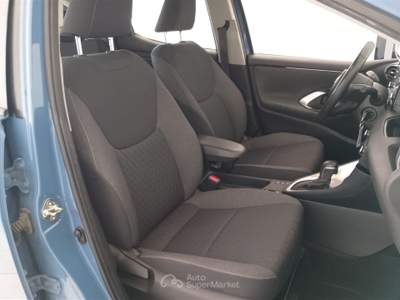 Toyota Yaris Yaris 1.5 hybrid 5 porte trend Blu/Azzurro usata Pisa