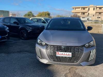 Peugeot 208 Peugeot 208 1.2 Puretech Allure Grigio usata Mondragone