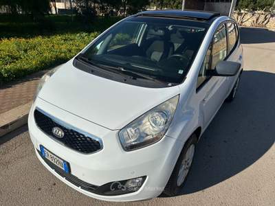 Kia Venga 1.4 BENZINA 2013 - TETTO PANORAMICO Bianco usata Terlizzi