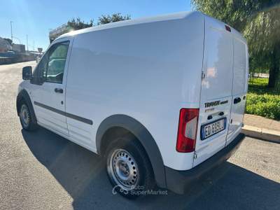 Ford Transit Connect 1.8 DIESEL 2010 Bianco usata Terlizzi