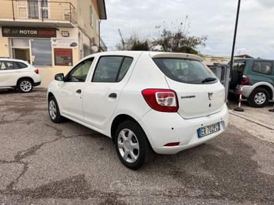 Dacia Sandero Ambiance NEOPATENTATI Bianco usata Rimini