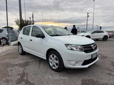Dacia Sandero Ambiance NEOPATENTATI Bianco usata Rimini