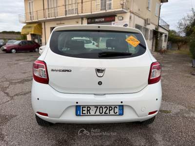 Dacia Sandero Ambiance NEOPATENTATI Bianco usata Rimini