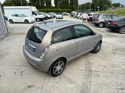 Lancia Ypsilon 90 CV Oro Giallo Oro usata Rimini