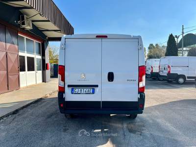 Peugeot Boxer Boxer 328 L1H1 B.HDi 120 S&S FURGONE Bianco usata Latina