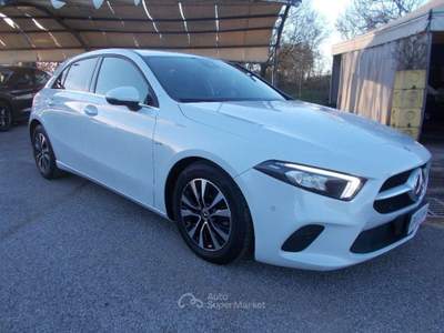Mercedes-Benz Classe A A 200 d Automatic Business Bianco usata Terni