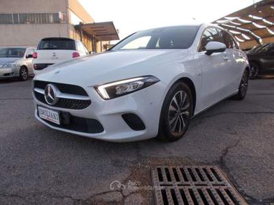 Mercedes-Benz Classe A A 200 d Automatic Business Bianco usata Terni