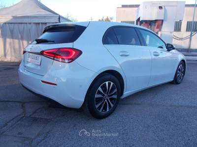Mercedes-Benz Classe A A 200 d Automatic Business Bianco usata Terni