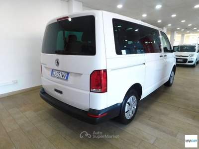 Volkswagen Multivan 2.0 TDI 110 CV T6 P.C. TRENDLINE  Bianco usata Isola del Liri