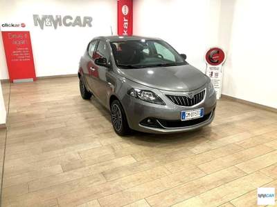 Lancia Ypsilon LANCIA Ypsilon 1.0 FireFly 5p.S&S Hybrid Gold Grigio usata Isola del Liri
