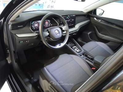 Skoda Octavia 2.0 TDI 150 CV DSG Wagon Selection Nero usata Venezia
