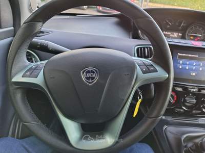 Lancia Ypsilon Ypsilon 1.0 firefly hybrid Platino s Verde usata BOLTIERE