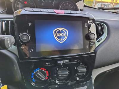 Lancia Ypsilon Ypsilon 1.0 firefly hybrid Platino s Verde usata BOLTIERE