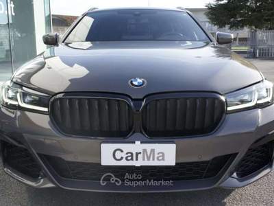 BMW Serie 5 520d 520 d 48V xDrive Touring Msport LISTINO 80.300€ Grigio usata Manzano