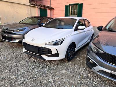 MG3 MG3 1.5 Comfort Bianco usata Novara
