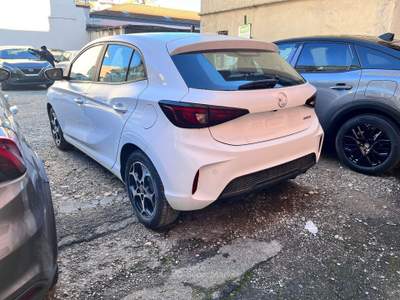 MG3 MG3 1.5 Comfort Bianco usata Novara